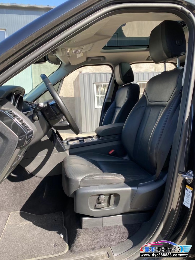 18年路虎发现5SUV抵押车出售