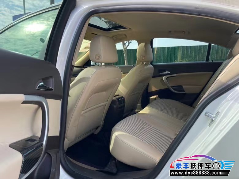 16年别克君威轿车抵押车出售