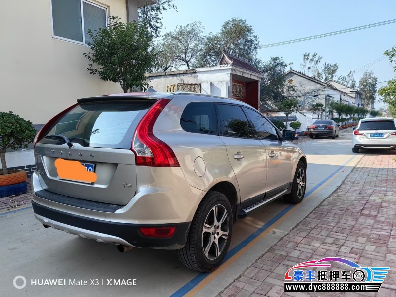 12年沃尔沃XC60轿车抵押车出售