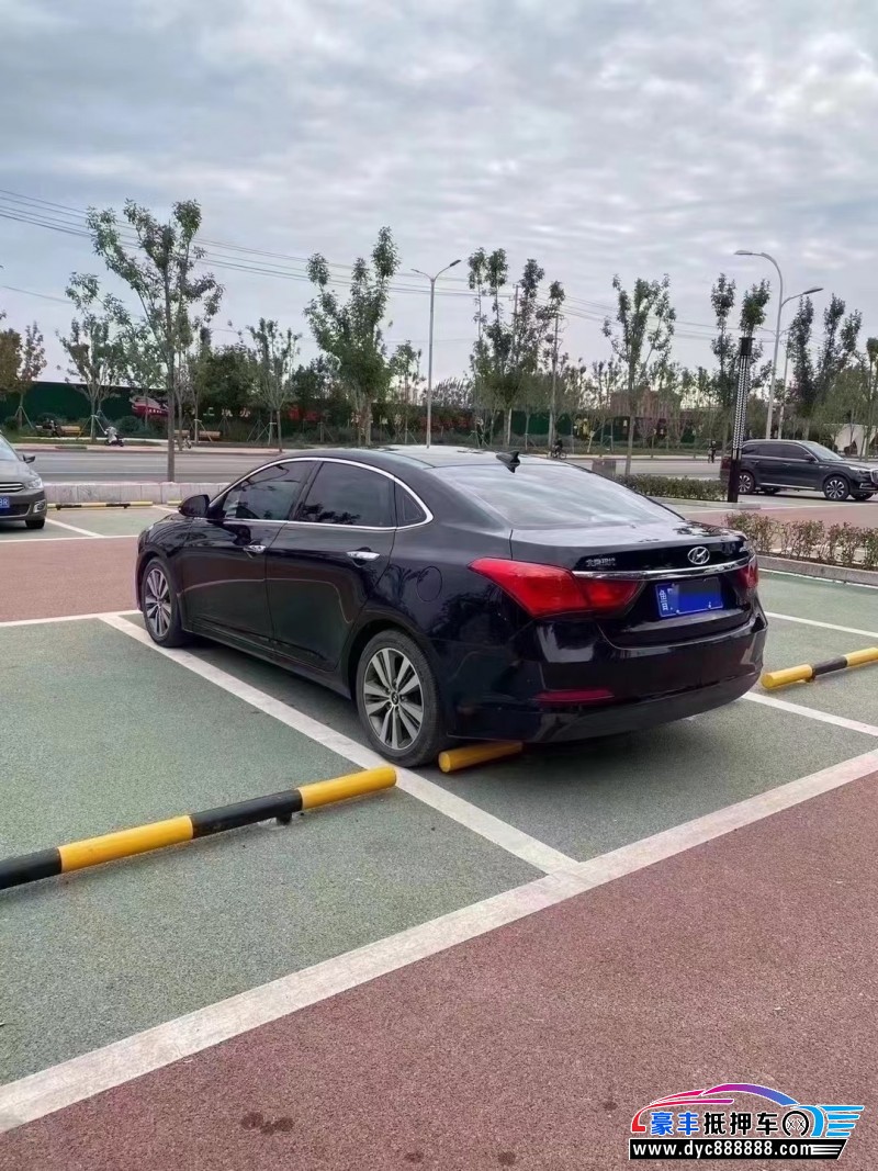 16年现代名图轿车抵押车出售