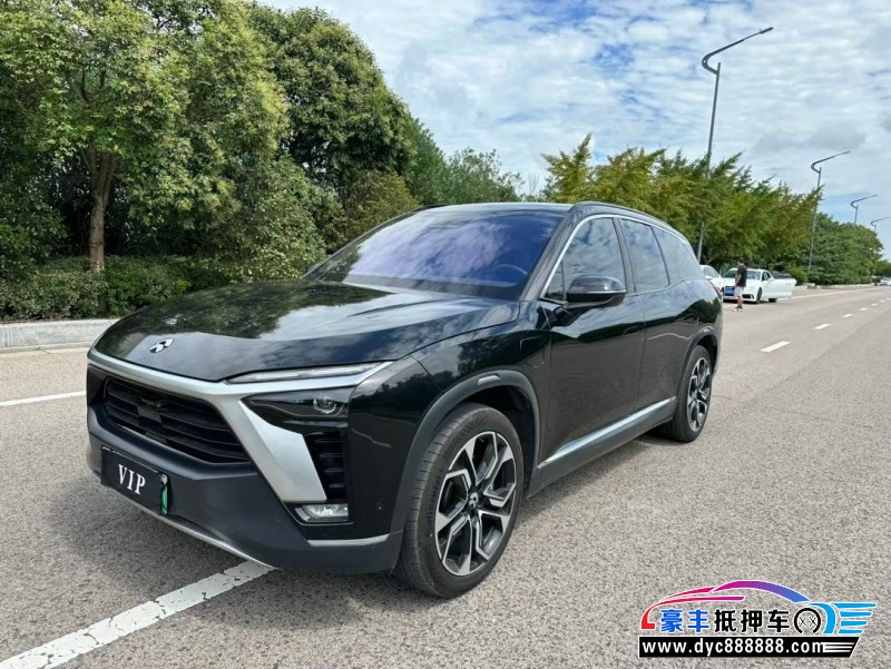 22年蔚来ES8轿车抵押车出售