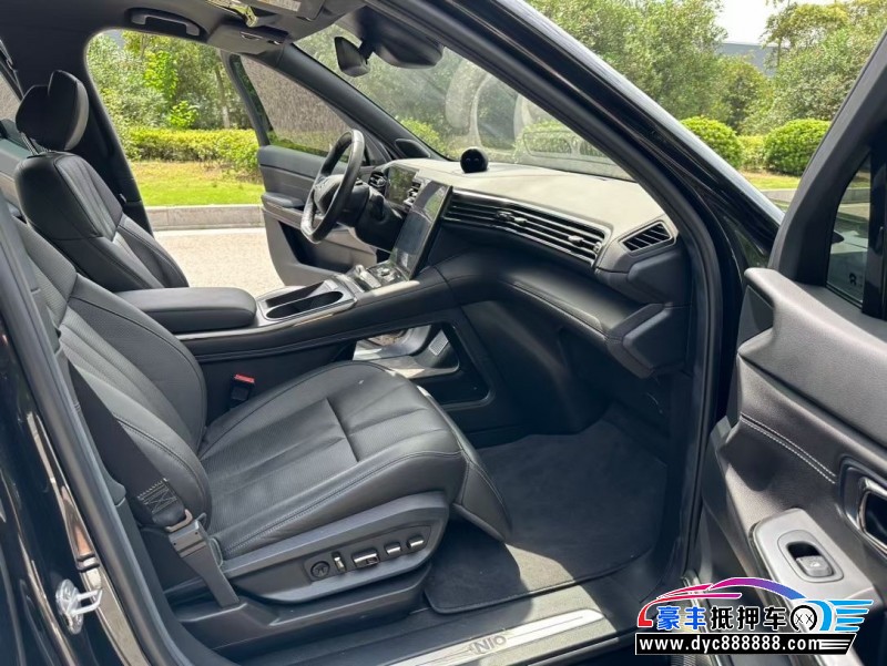 22年蔚来ES8轿车抵押车出售