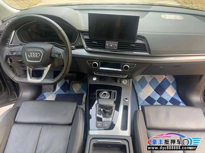 22年奥迪Q5SUV抵押车出售