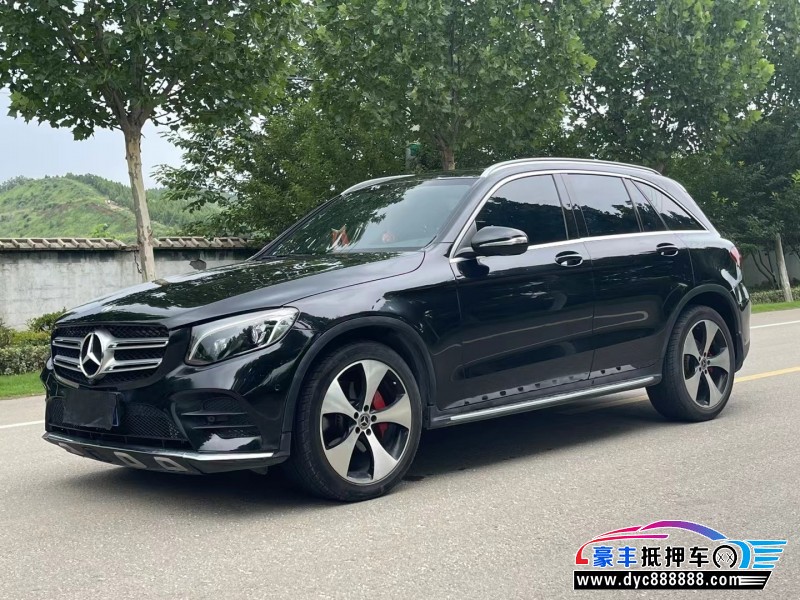 18年奔驰GLC轿车抵押车出售