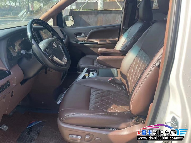 18年丰田塞纳MPV抵押车出售