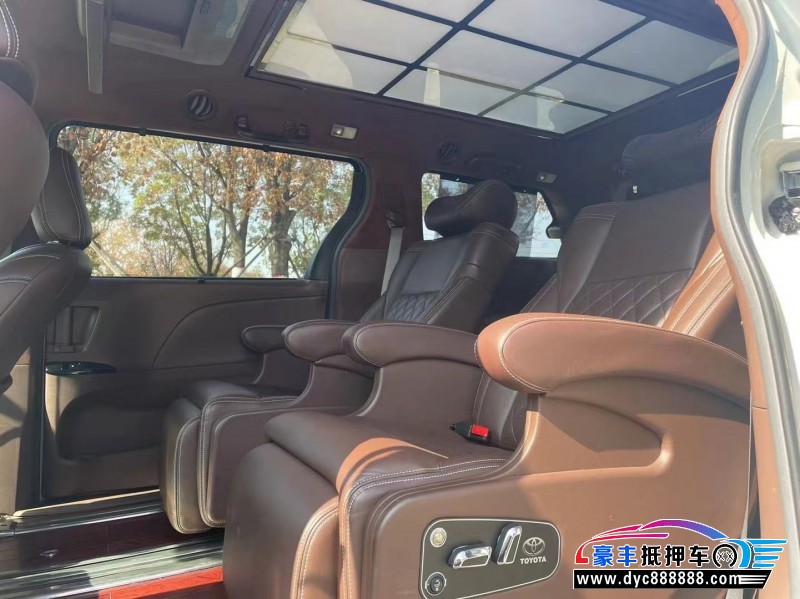 18年丰田塞纳MPV抵押车出售