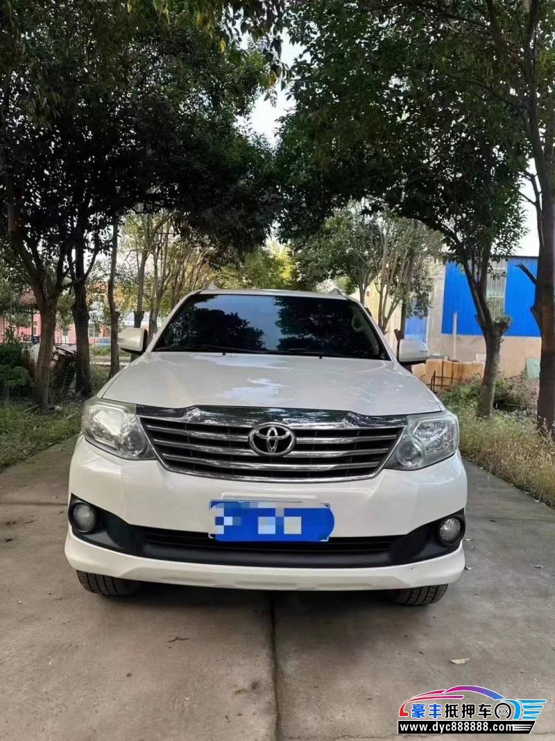 16年丰田Fortuner奔跑者SUV抵押车出售