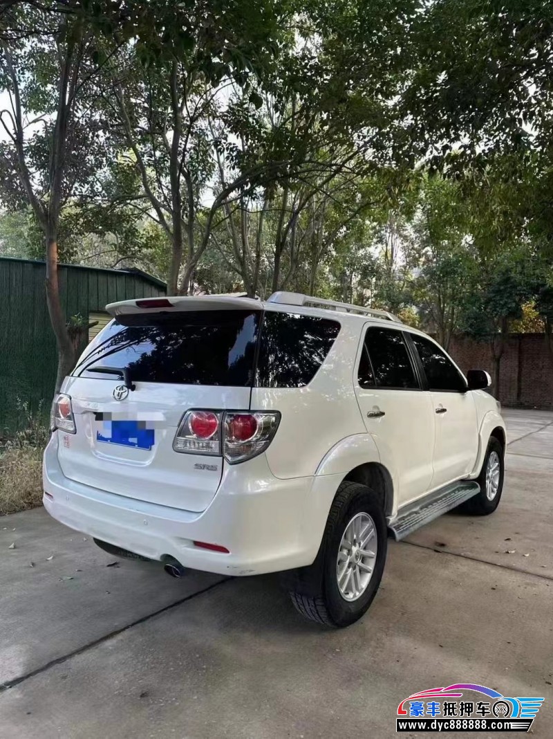 16年丰田Fortuner奔跑者SUV抵押车出售