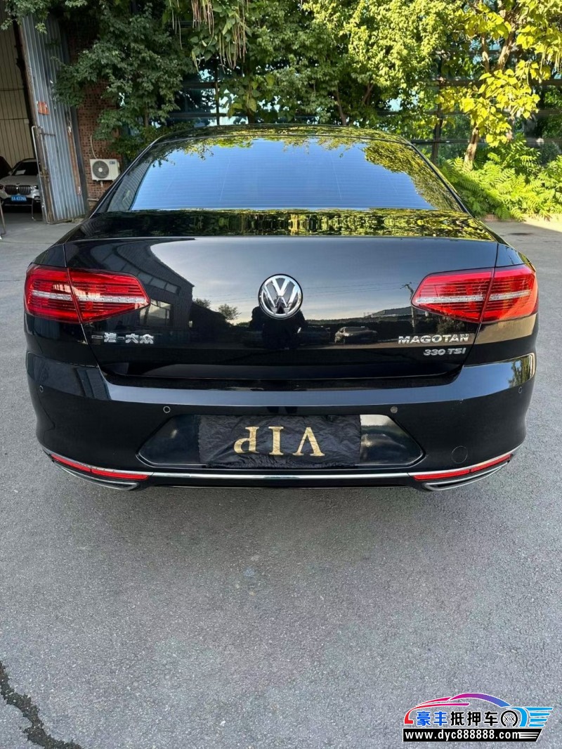 19年大众迈腾轿车抵押车出售