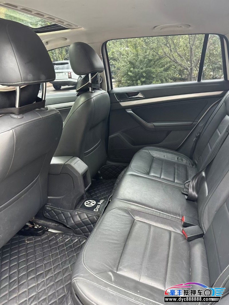 16年大众朗行轿车抵押车出售