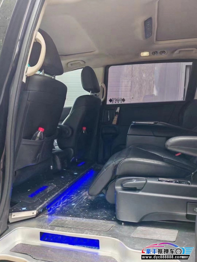 18年本田艾力绅轿车抵押车出售