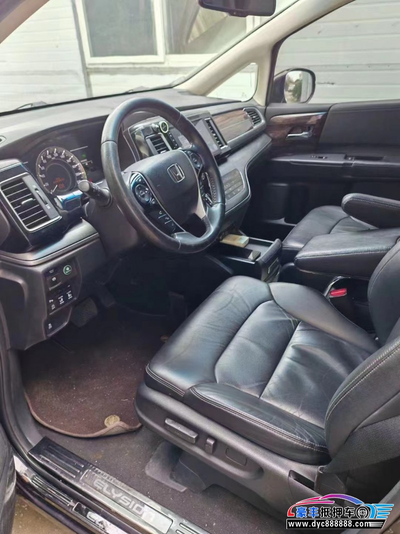 18年本田艾力绅轿车抵押车出售