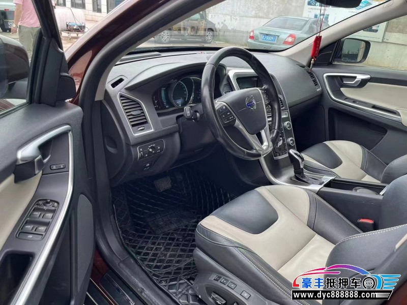15年沃尔沃XC60轿车抵押车出售