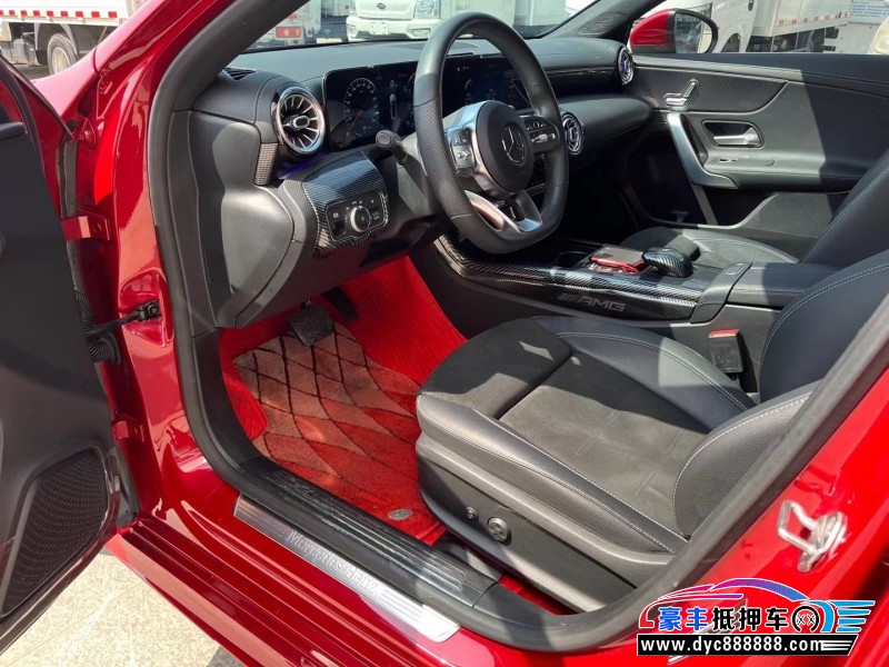 20年奔驰A轿车抵押车出售