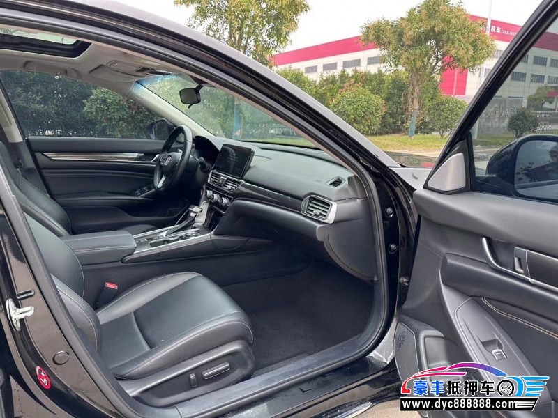 21年本田雅阁轿车抵押车出售