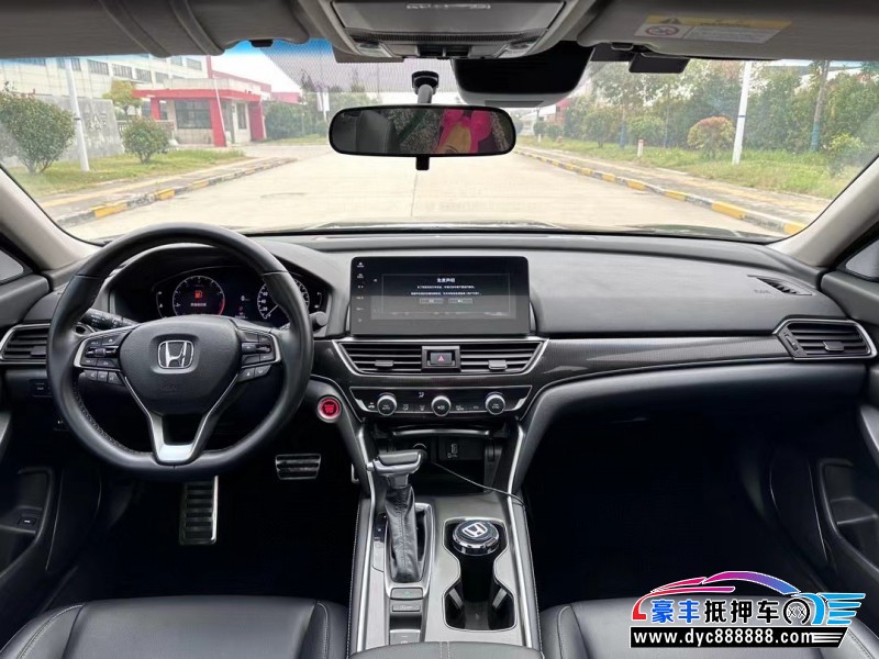 21年本田雅阁轿车抵押车出售