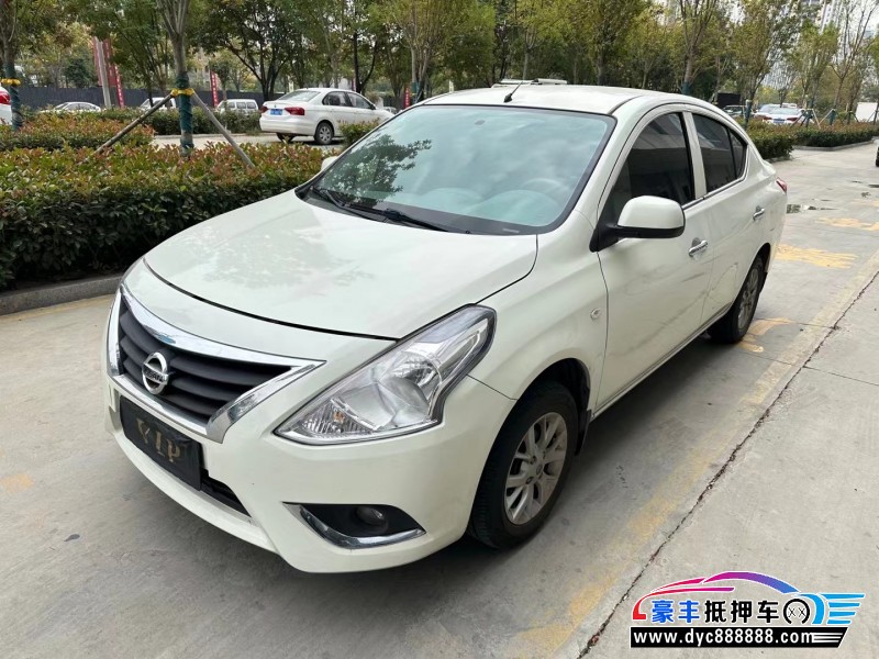 15年日产阳光轿车抵押车出售
