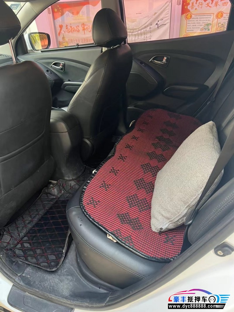 17年现代ix35SUV抵押车出售