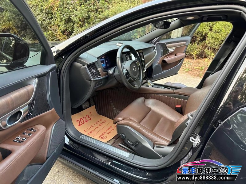 21年沃尔沃S90轿车抵押车出售