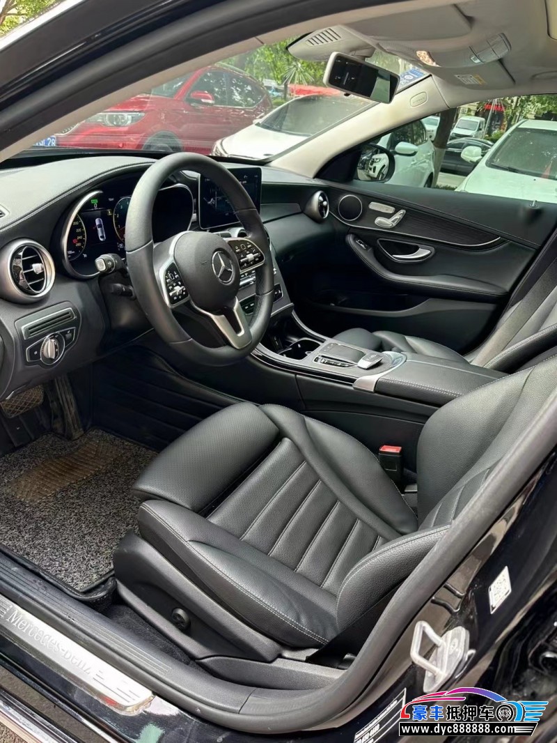 20年奔驰C轿车抵押车出售