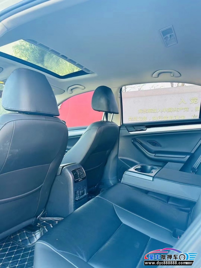 18年大众速腾轿车抵押车出售