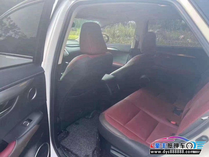 18年雷克萨斯NX轿车抵押车出售