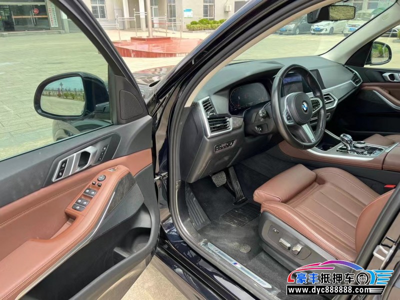 19年宝马X5轿车抵押车出售
