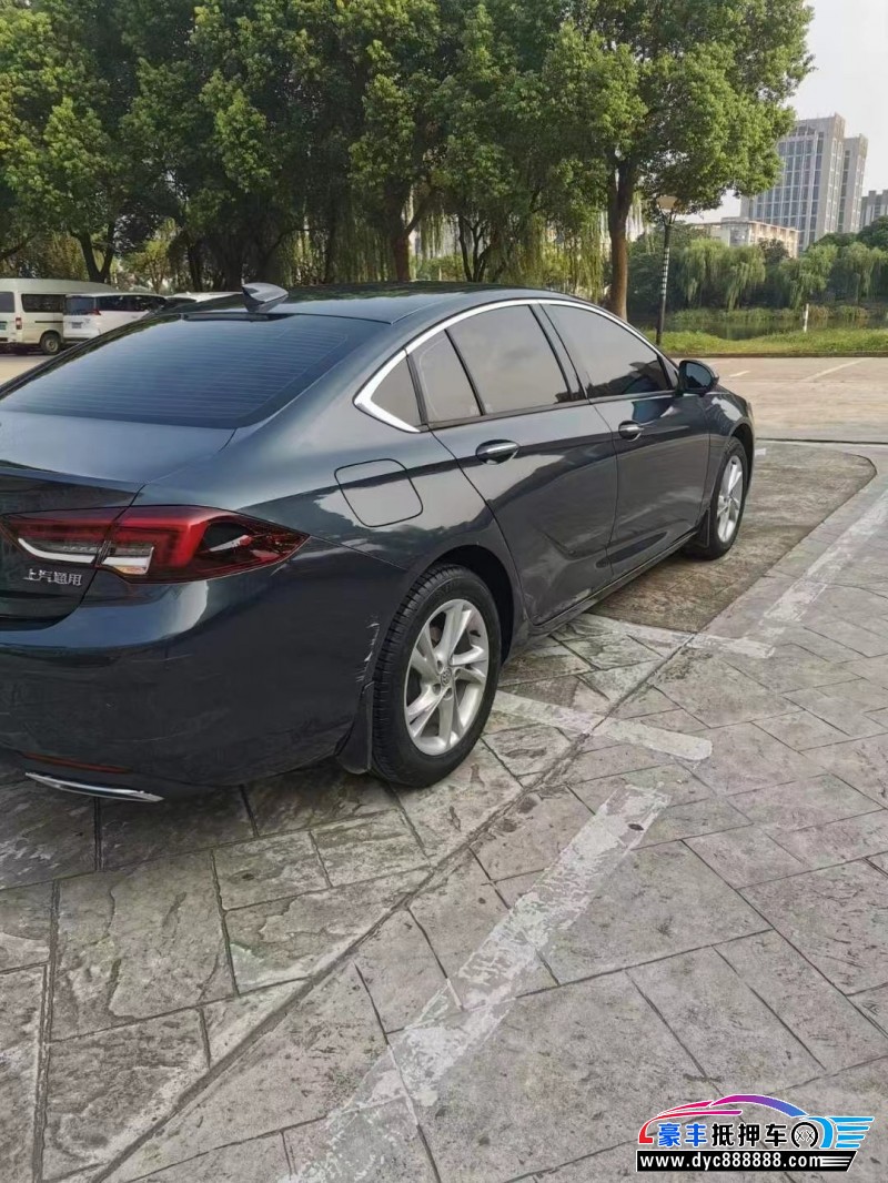 21年别克君威轿车抵押车出售