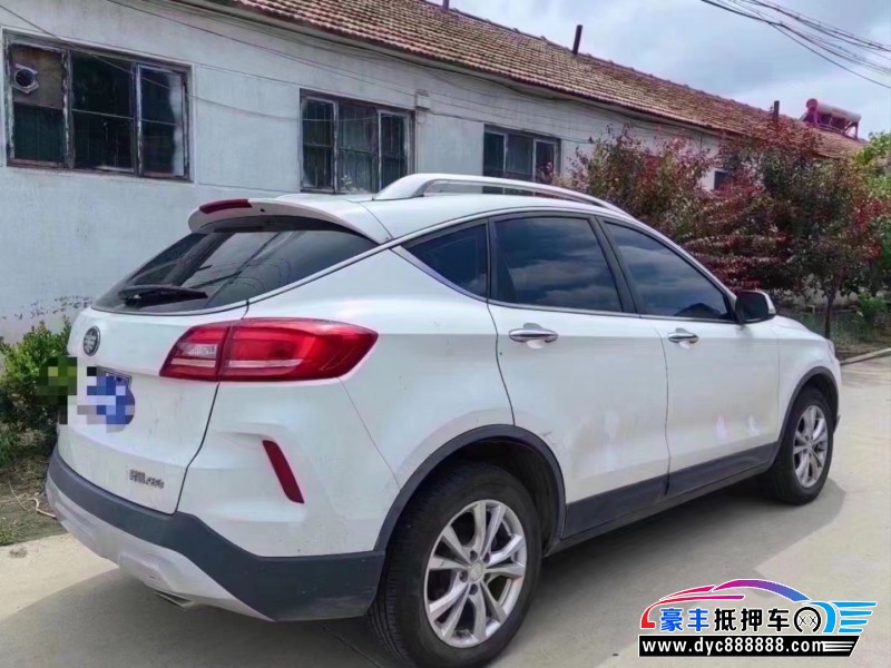 17年奔腾X80轿车抵押车出售