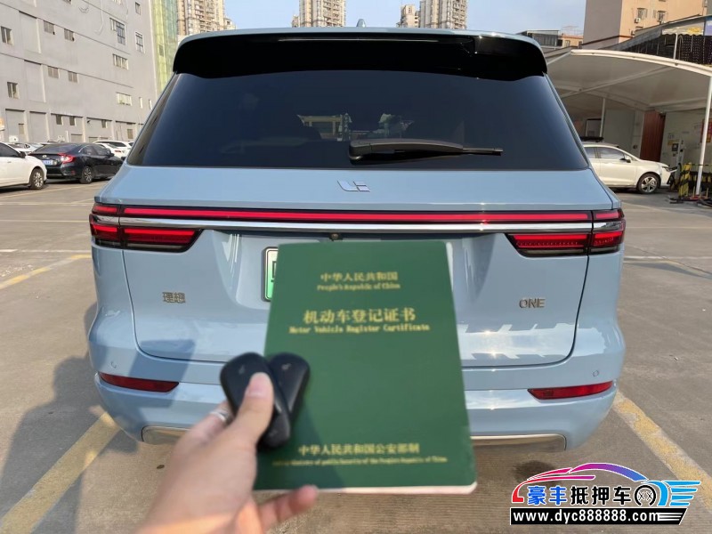 21年理想ONE轿车抵押车出售