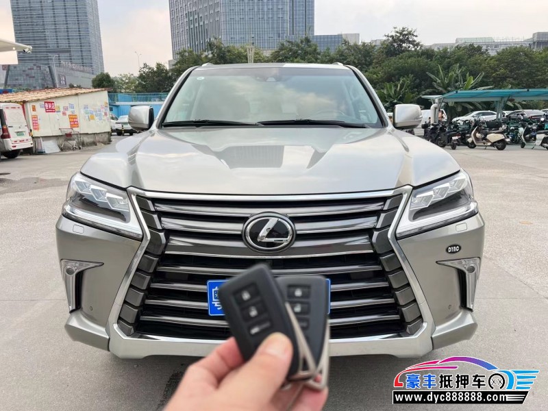 22年雷克萨斯LX轿车抵押车出售