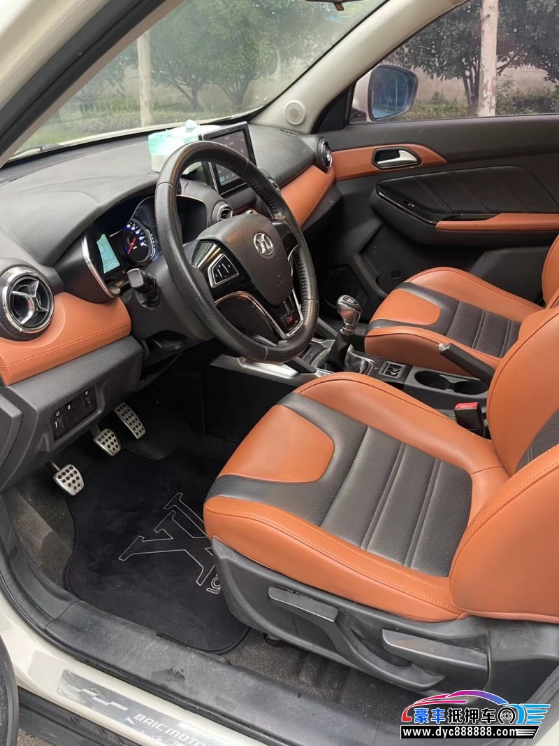 17年北汽绅宝X35轿车抵押车出售