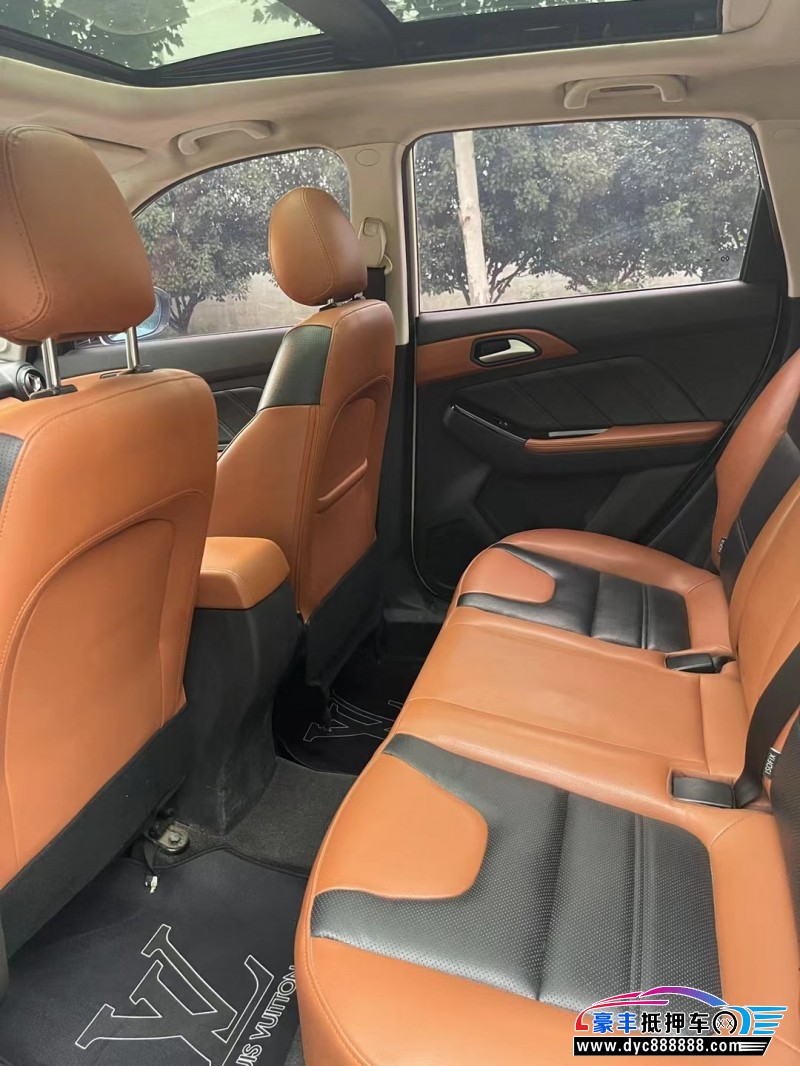 17年北汽绅宝X35轿车抵押车出售