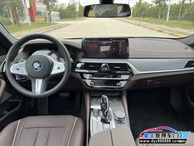 23年宝马5系轿车抵押车出售