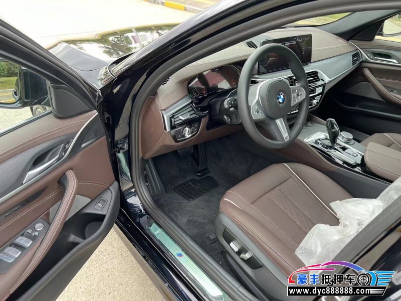 23年宝马5系轿车抵押车出售
