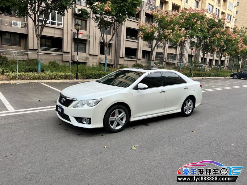 13年丰田凯美瑞轿车抵押车出售