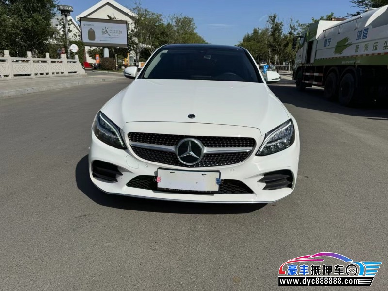 21年奔驰C轿车抵押车出售
