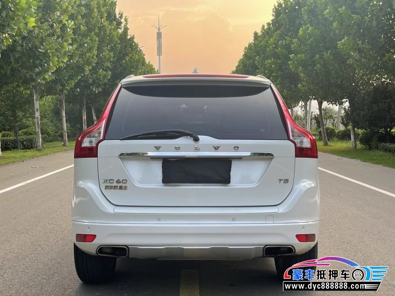 17年沃尔沃XC60轿车抵押车出售