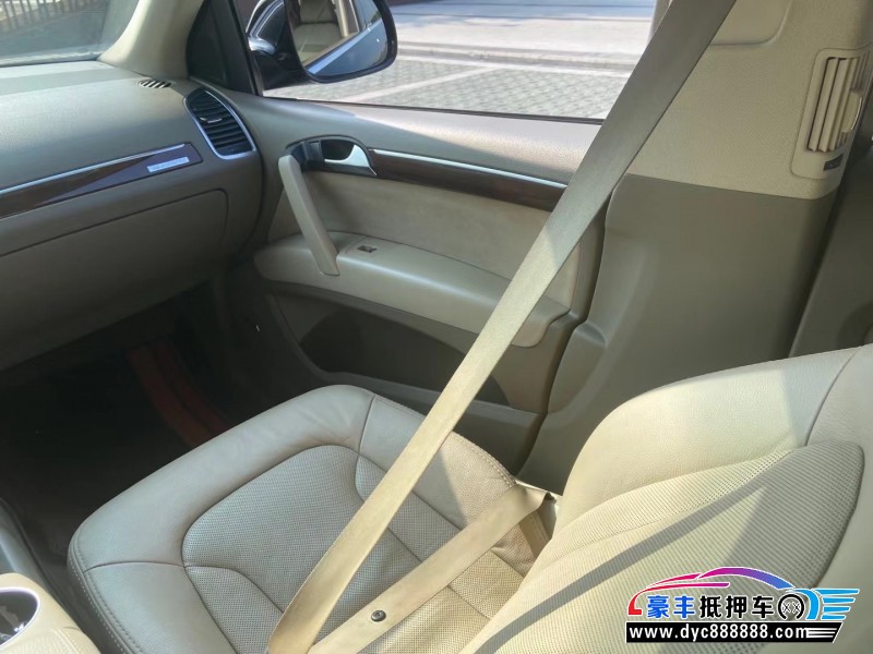 12年奥迪Q7SUV抵押车出售