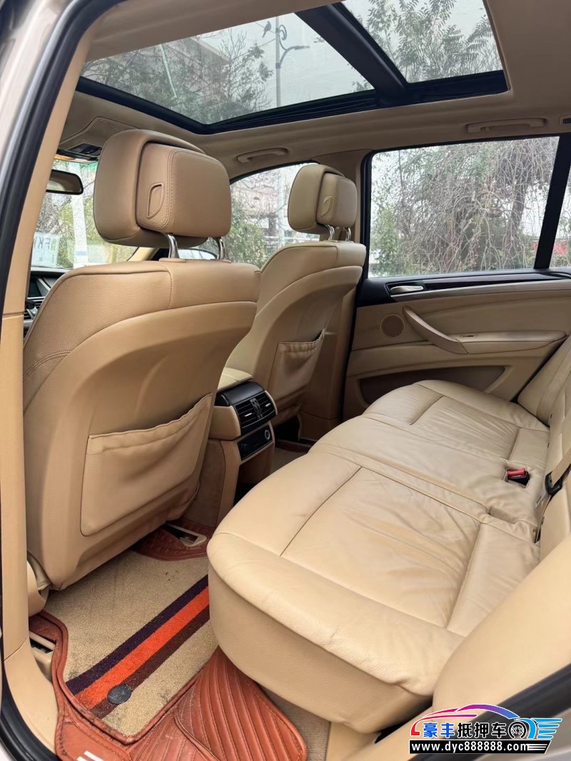 13年宝马X5SUV抵押车出售