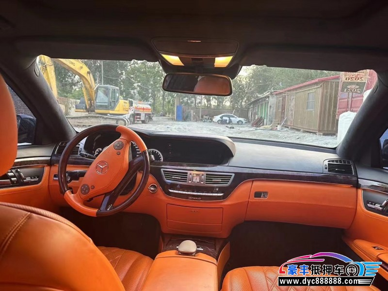 10年奔驰S轿车抵押车出售