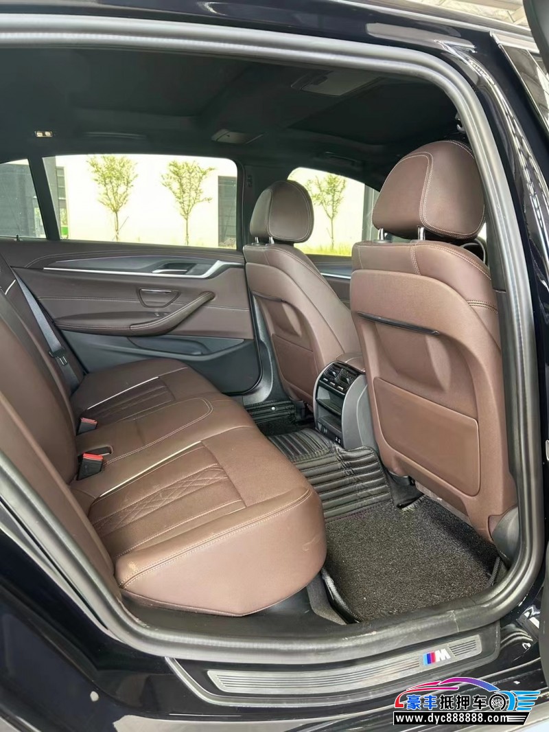 22年宝马5系轿车抵押车出售