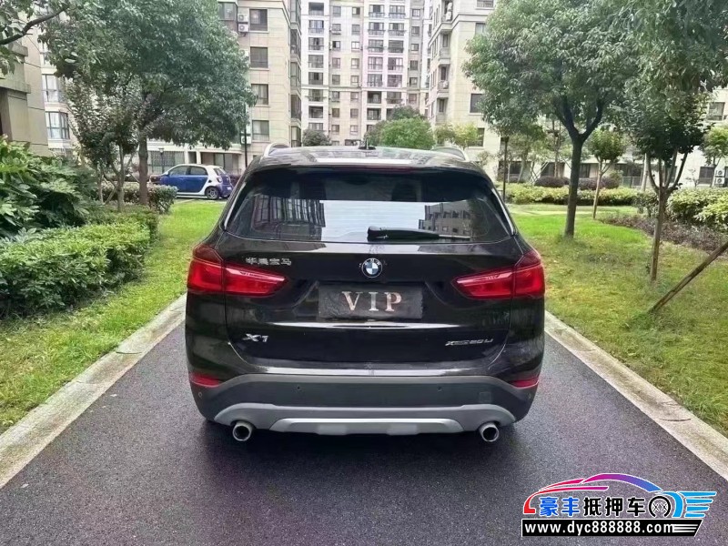 19年宝马X1轿车抵押车出售
