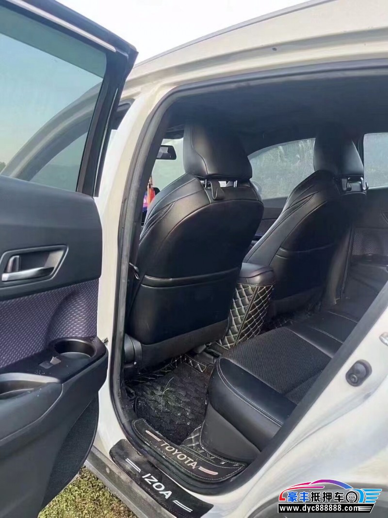 21年丰田奕泽轿车抵押车出售