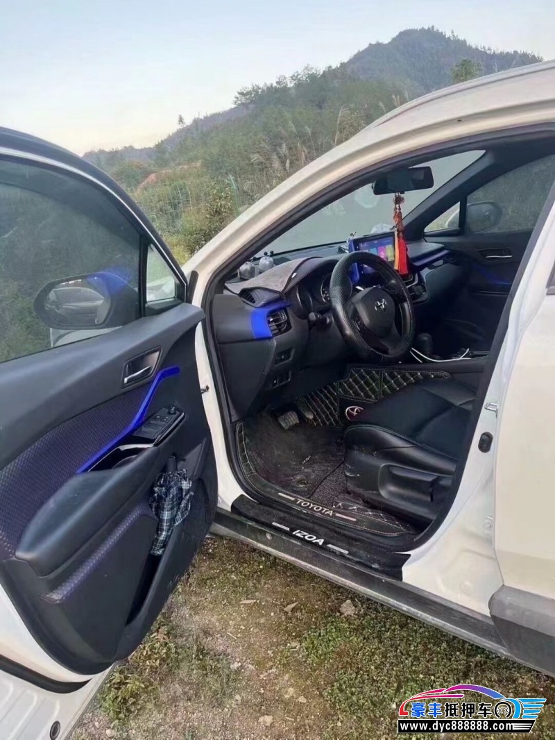 21年丰田奕泽轿车抵押车出售