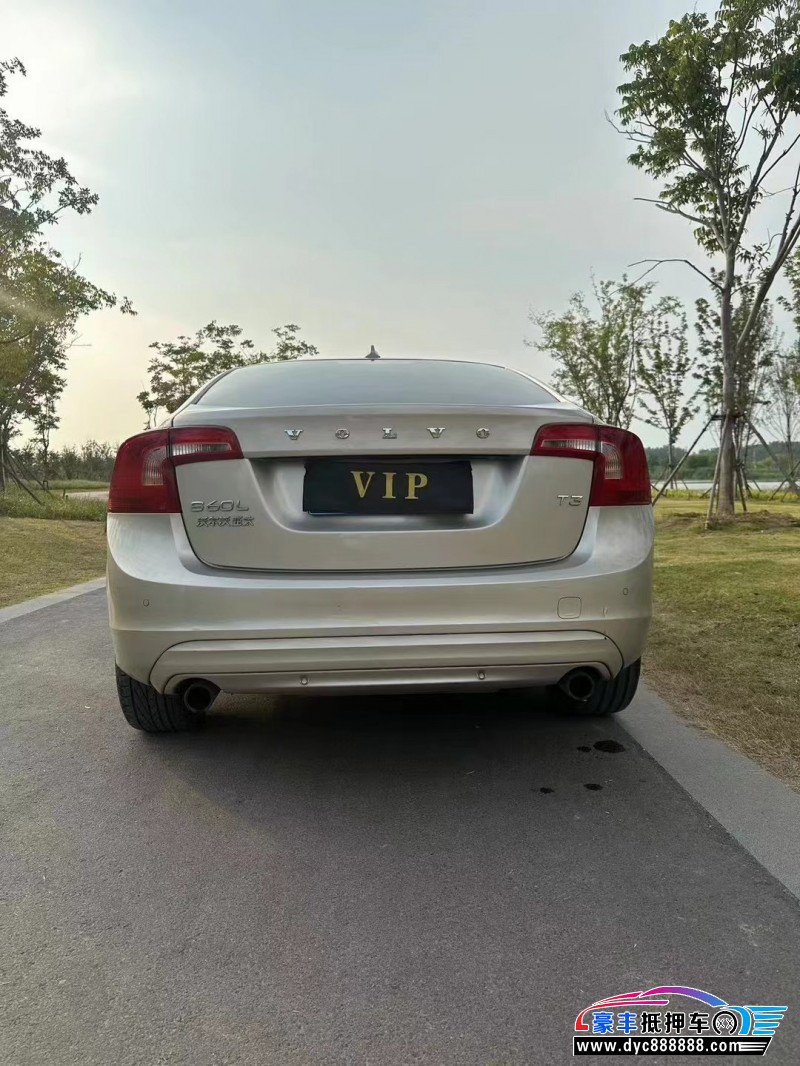 18年沃尔沃S60L轿车抵押车出售