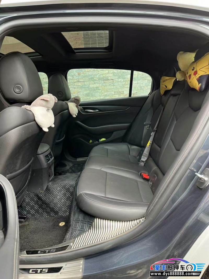 22年凯迪拉克XT5轿车抵押车出售