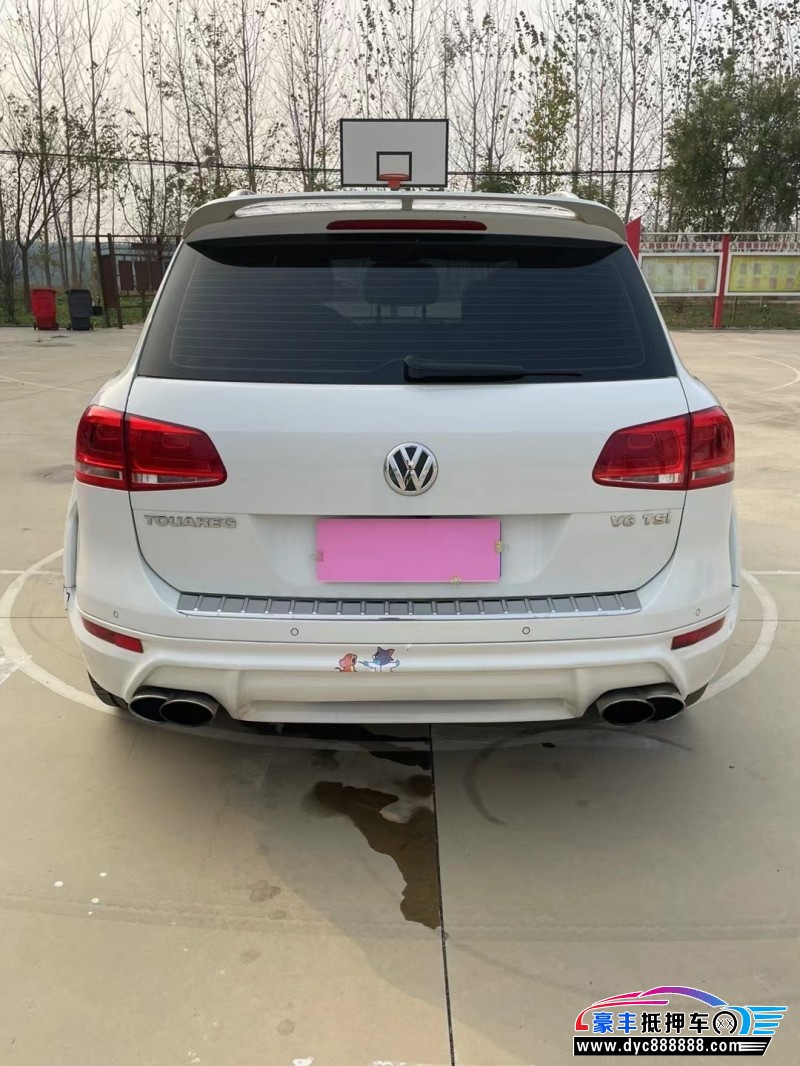 15年大众途锐SUV抵押车出售