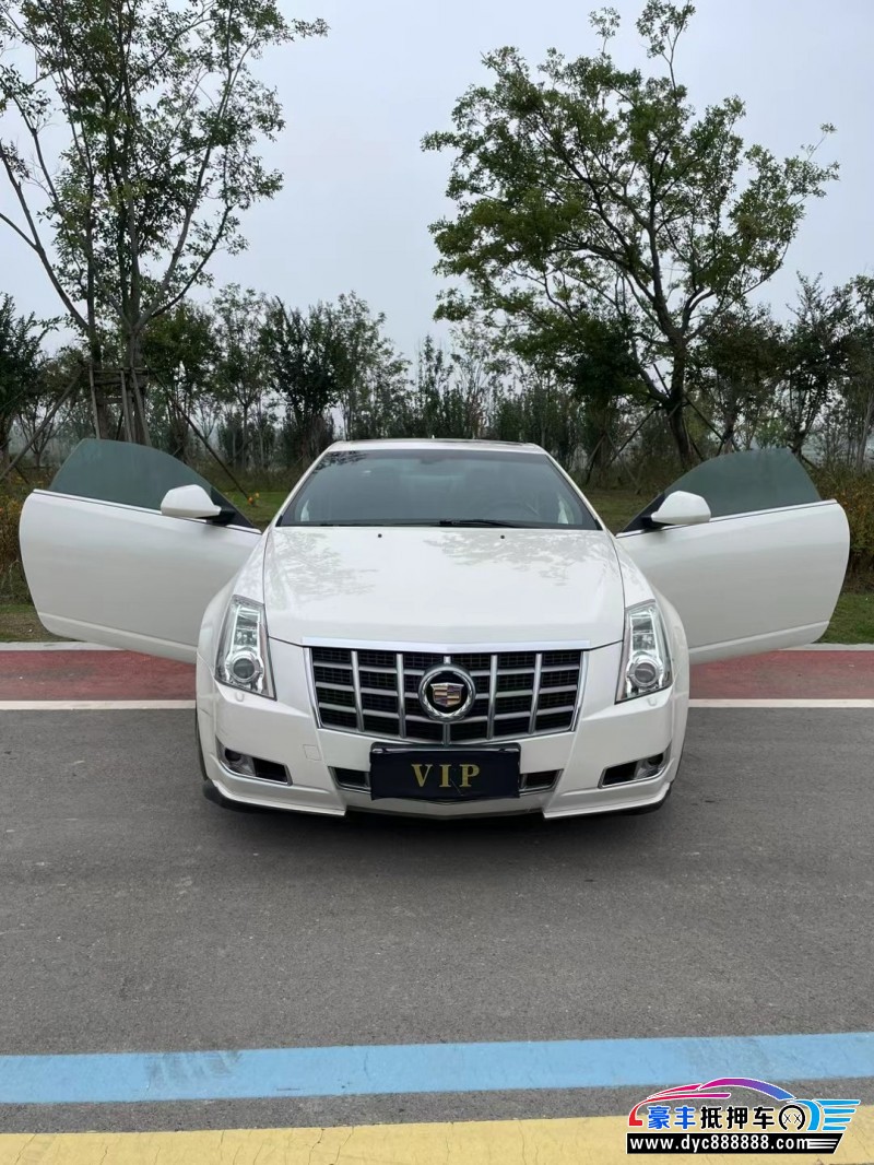 13年凯迪拉克CTS轿车抵押车出售