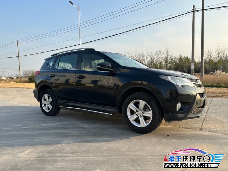 14年丰田RAV4轿车抵押车出售